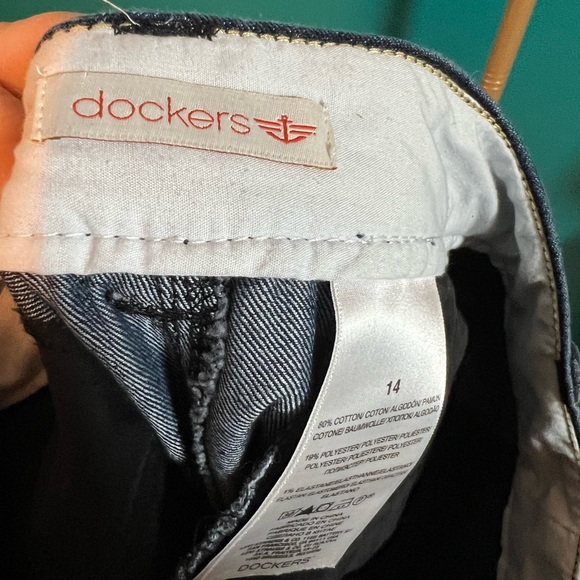 Dockers Dark Blue Denim Shorts - Picture 3 of 3